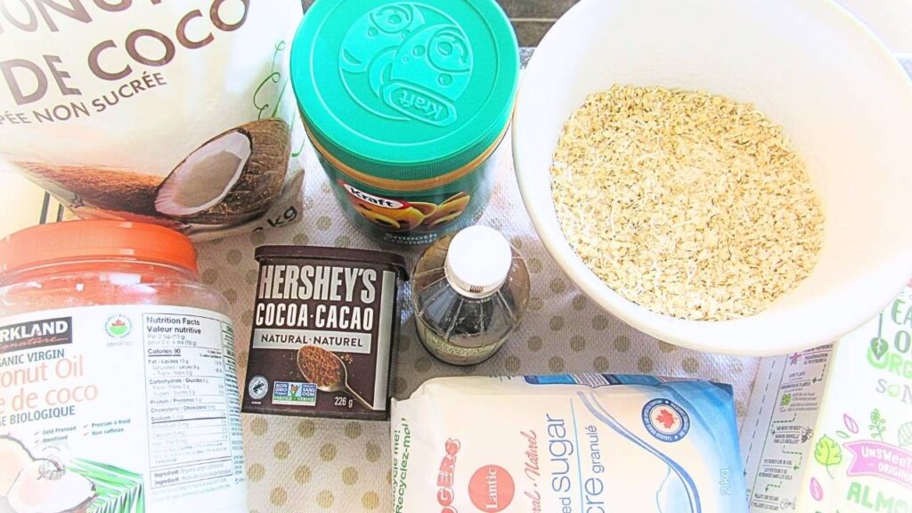 składniki na szybkie ciastka bez pieczenia bezglutenowe rozłożone na ścierce kuchennej