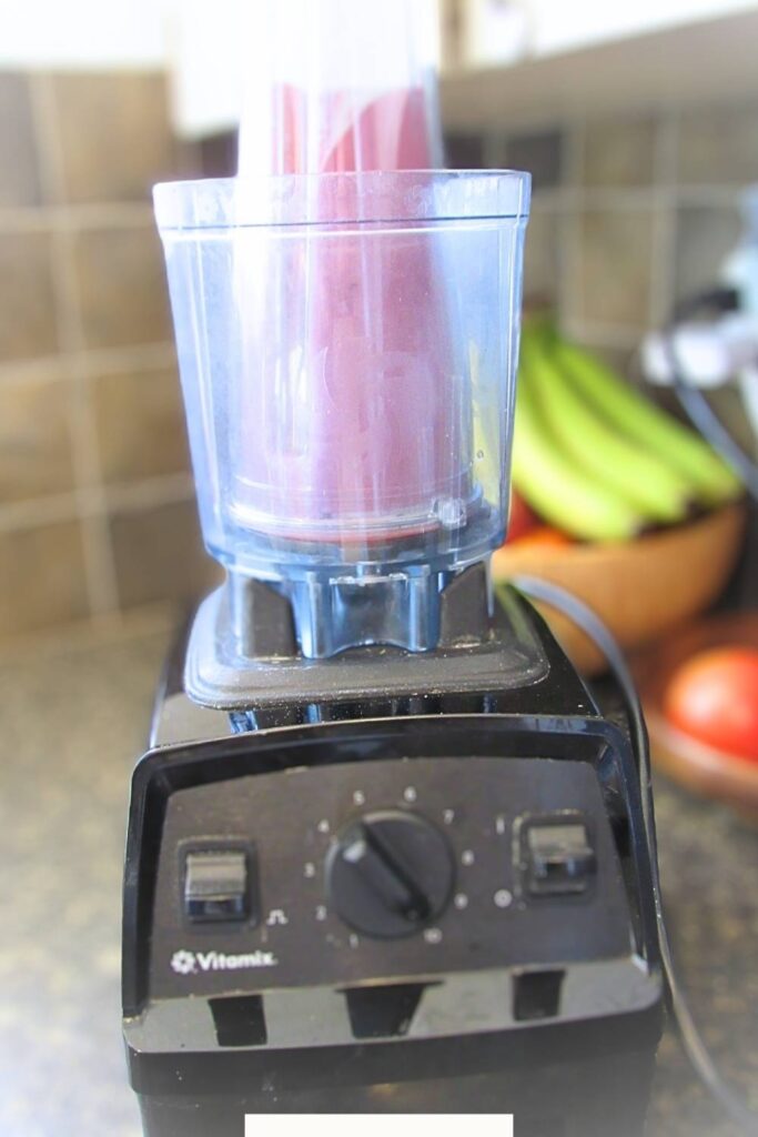 blender vitamix, 4 niezbędne elementy wyposażenia mojej kuchni