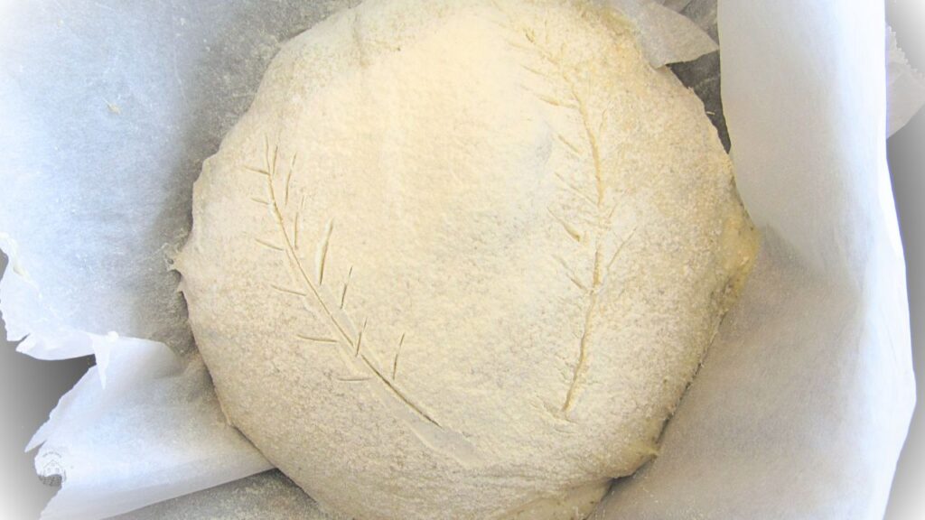 gotowe ciasto ze wzorem na tradycyjny chleb na zakwasie