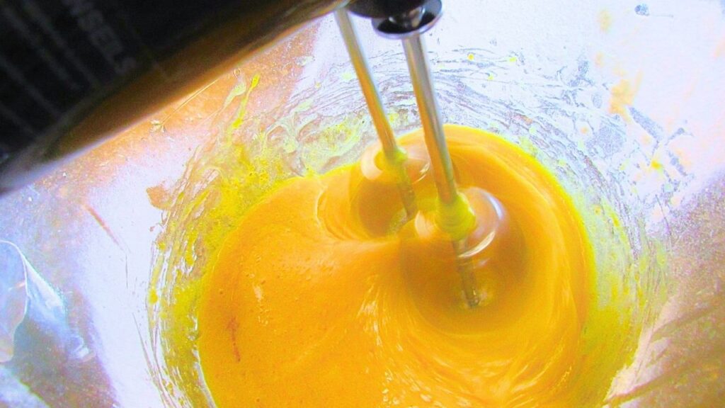 ubijaczka w masie jajeczno-cukrowej