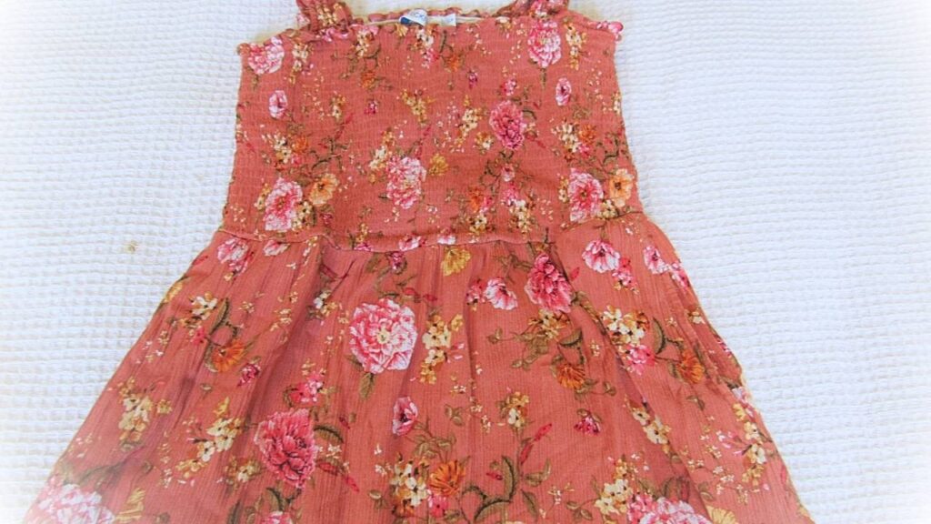 sukienka z letnich stylizacji