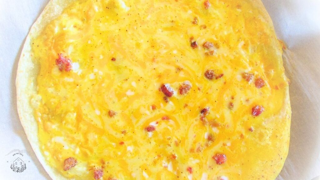 upieczona pizza na śniadanie