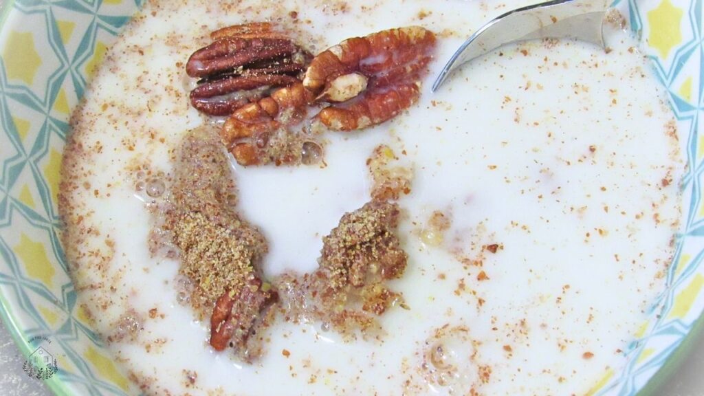 Najzdrowsza owsianka stalowa z mlekiem i dodatkami