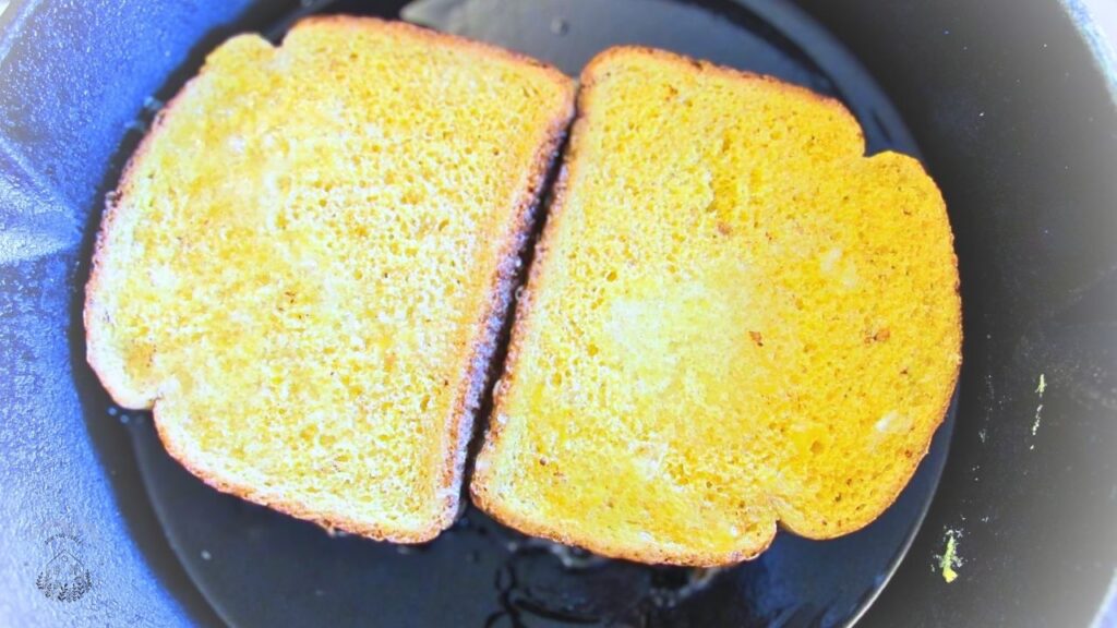 tosty francuskie smażone na patelni